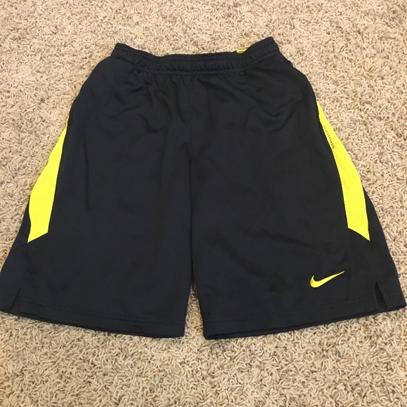 black and yellow nike shorts